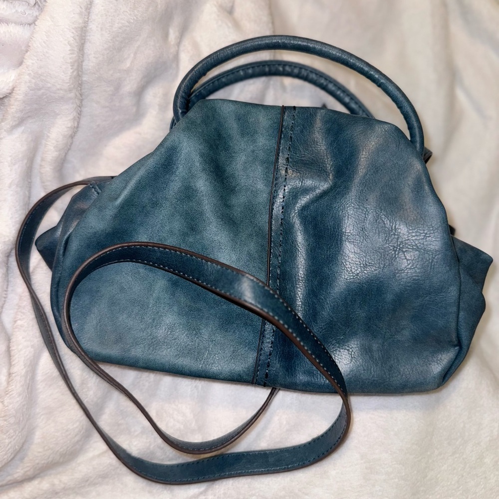 Time and Tru Cross body/handbag. - Picture 12 of 15